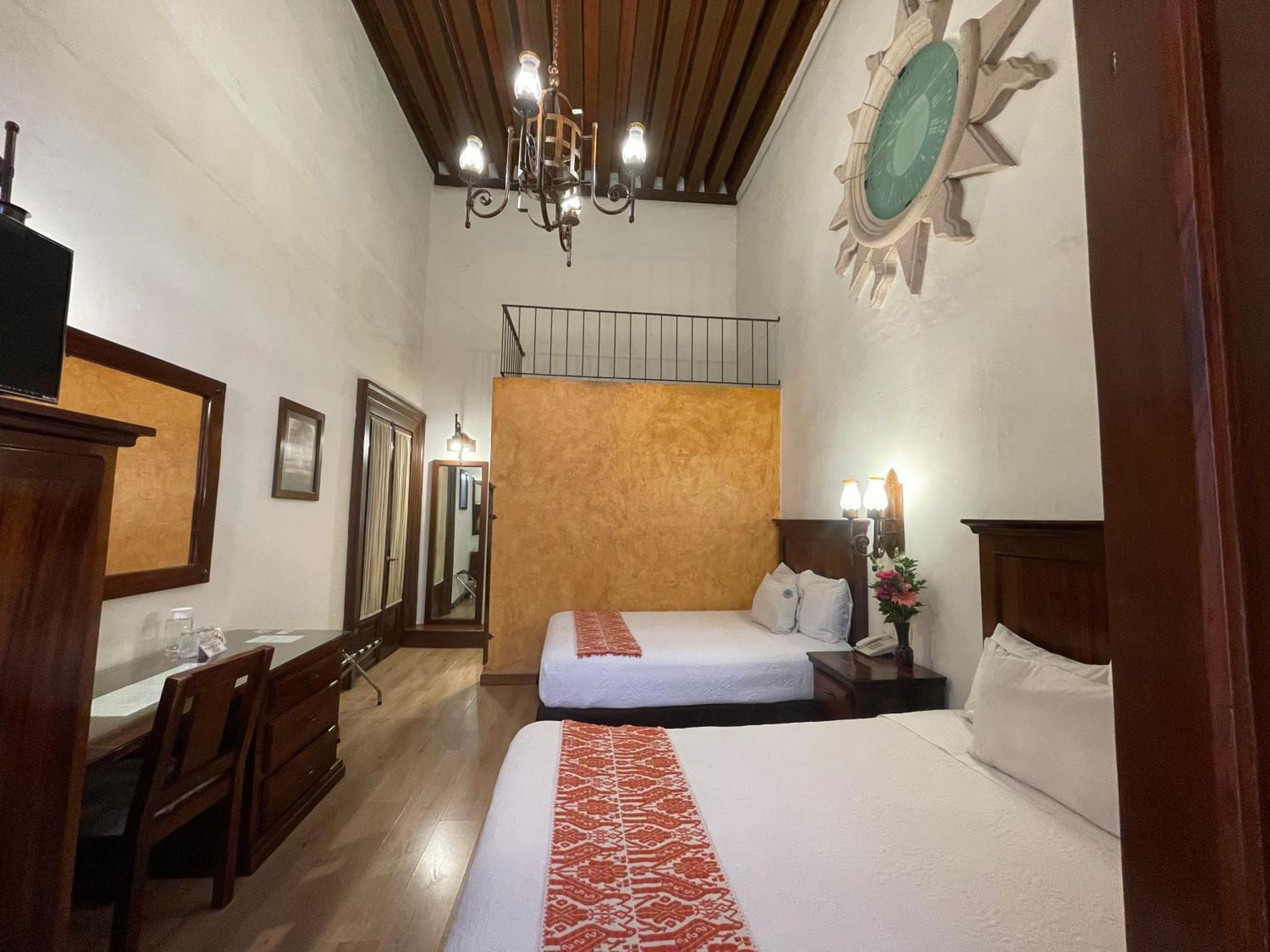 Hotel Historia Morelia Esterno foto
