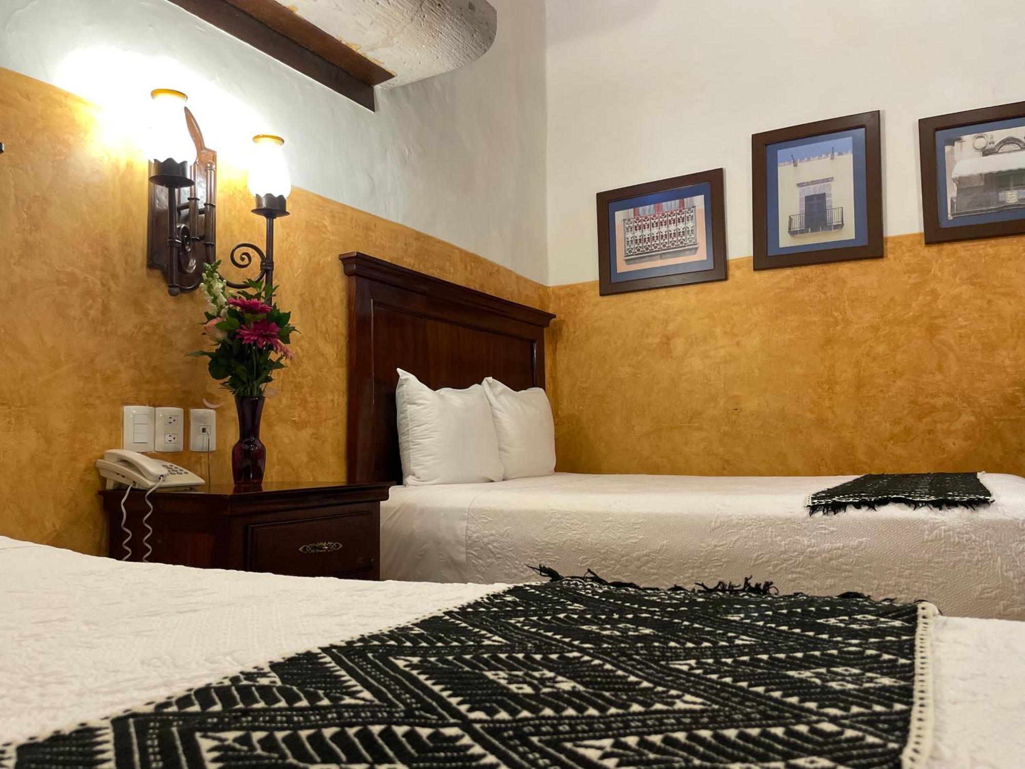 Hotel Historia Morelia Esterno foto