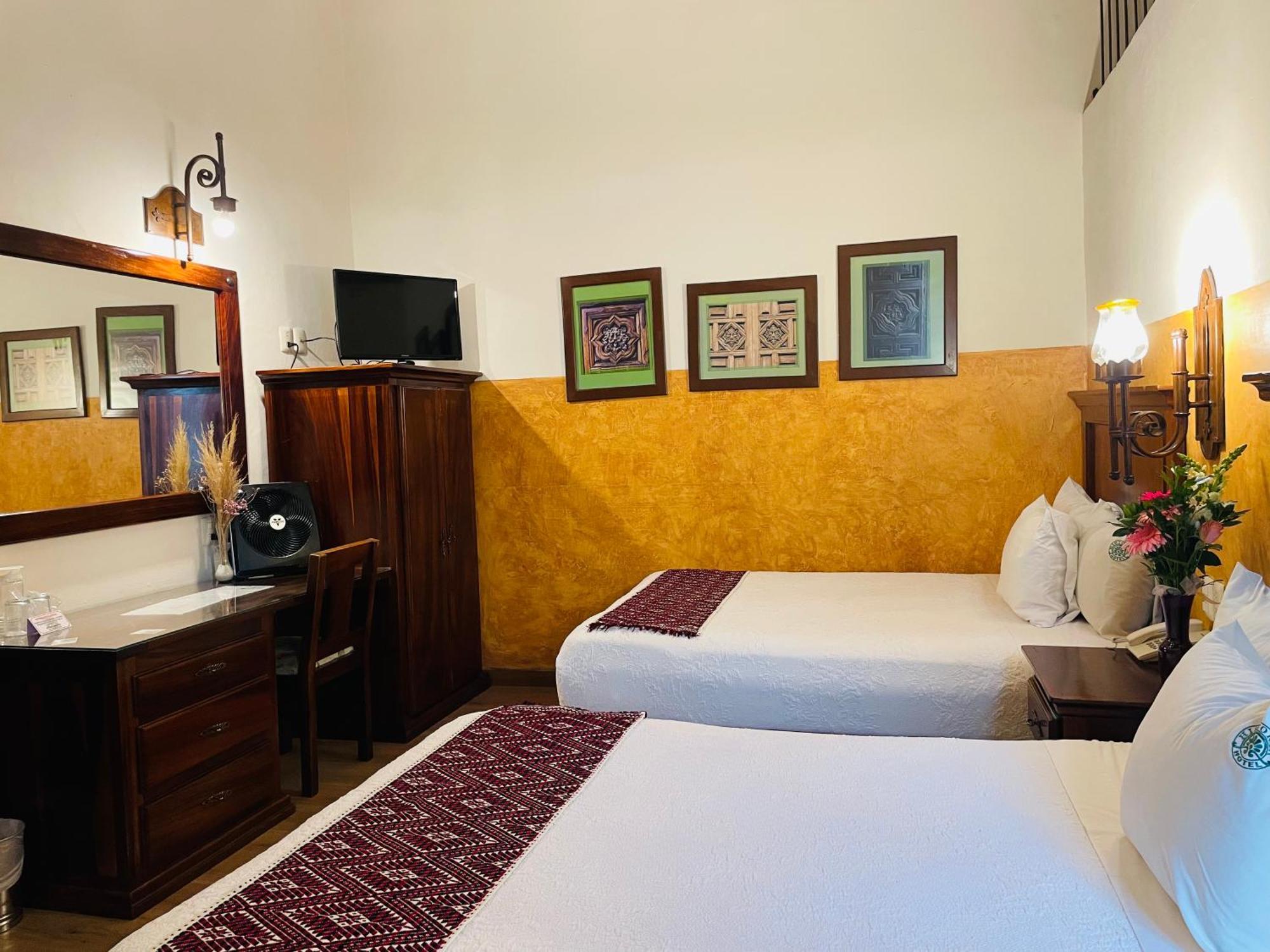 Hotel Historia Morelia Esterno foto