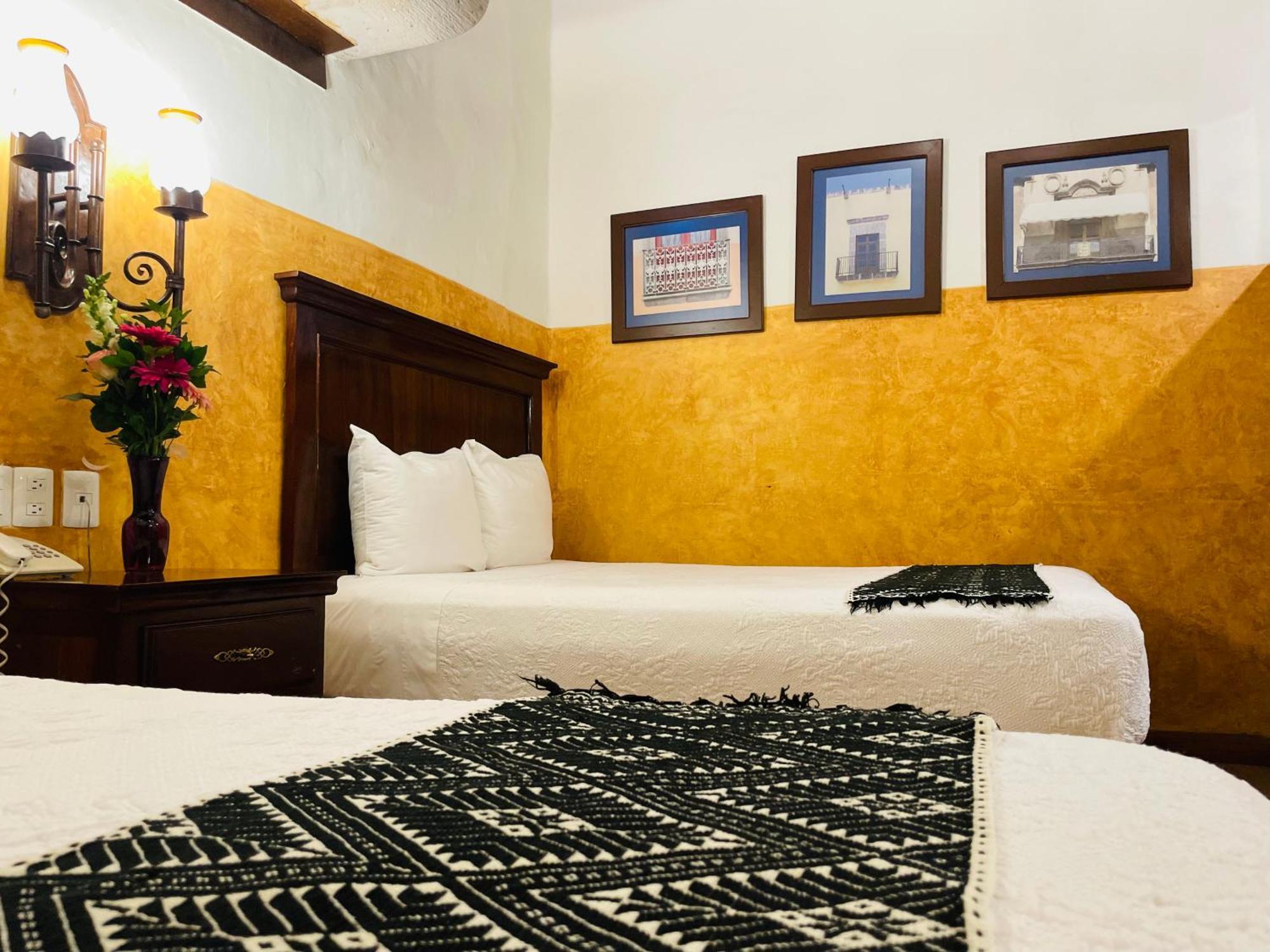 Hotel Historia Morelia Esterno foto