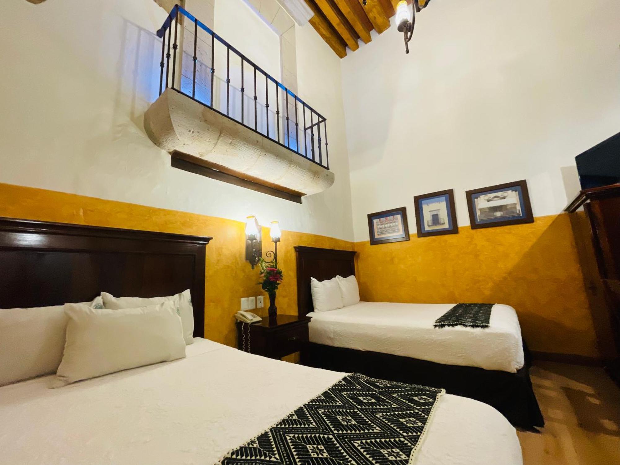 Hotel Historia Morelia Esterno foto